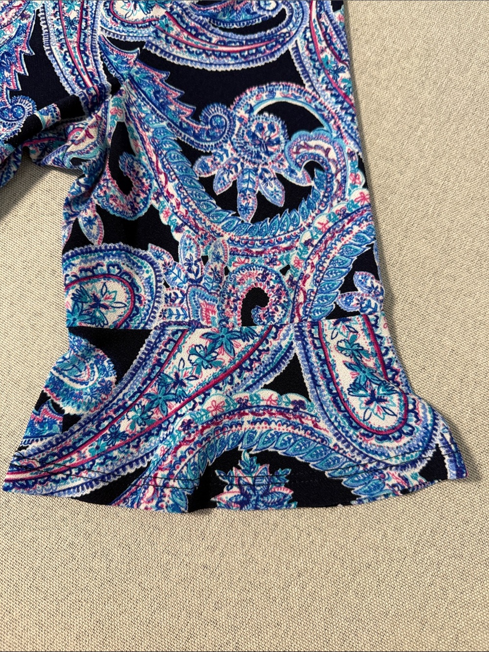 Roz & Ali Navy Paisley Scoop Neck Tunic with Blue & Purple Accents SZL - Picture 12 of 14